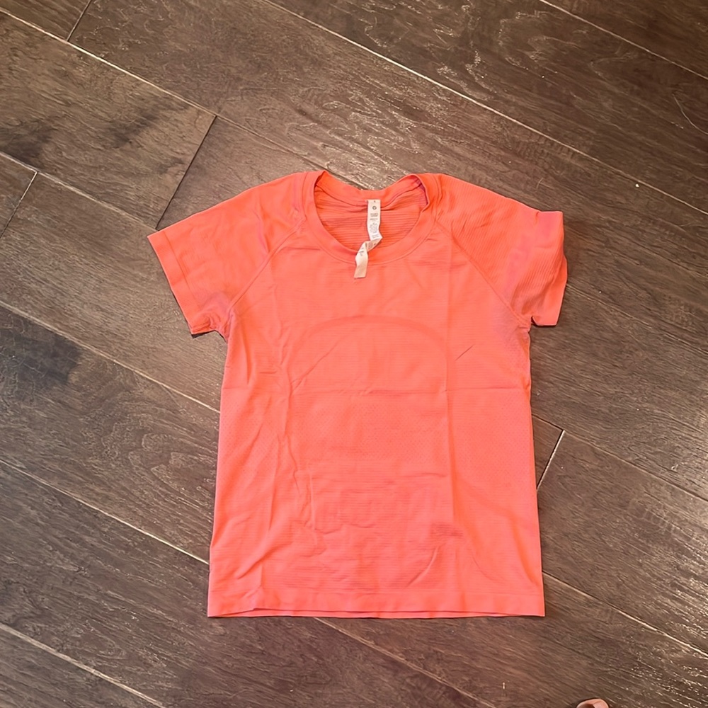 lululemon Run swiftly tech short sleeve 2.0 Race length